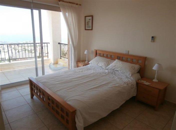 Image No.8-Villa de 3 chambres à vendre à Peyia