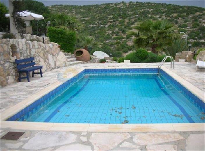 Image No.1-Bungalow de 3 chambres à vendre à Paphos