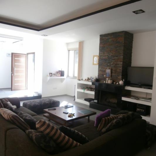 Image No.3-Bungalow de 4 chambres à vendre à Koloni