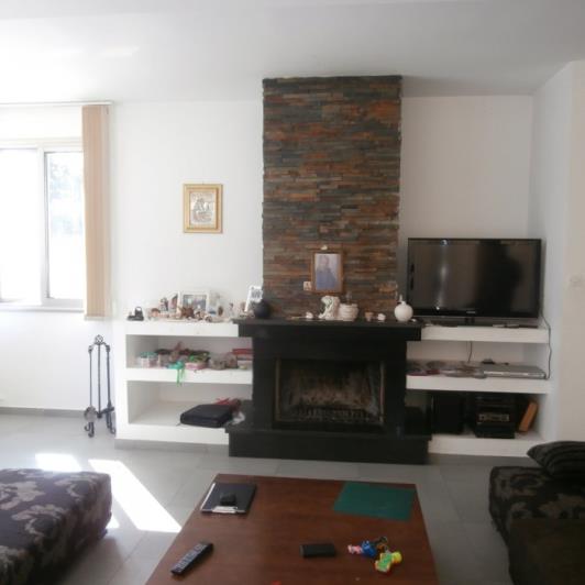 Image No.5-Bungalow de 4 chambres à vendre à Koloni