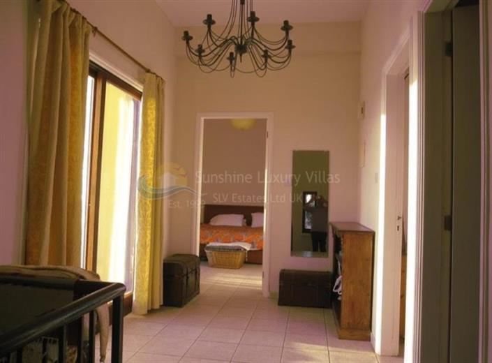 Image No.12-Villa de 3 chambres à vendre à Sea Caves