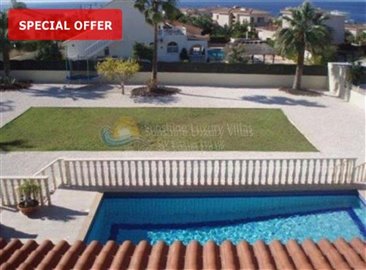 Villa de 4 chambres à vendre à Sea Caves