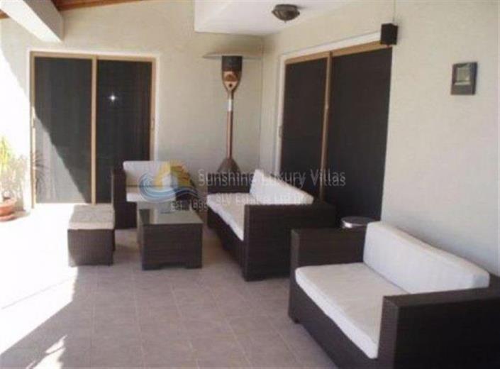 Image No.7-Villa de 4 chambres à vendre à Sea Caves