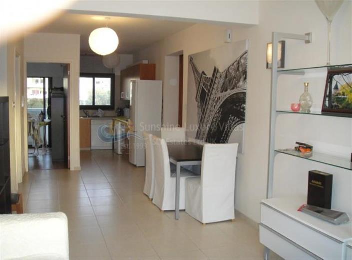 Image No.2-Appartement de 2 chambres à vendre à Limassol