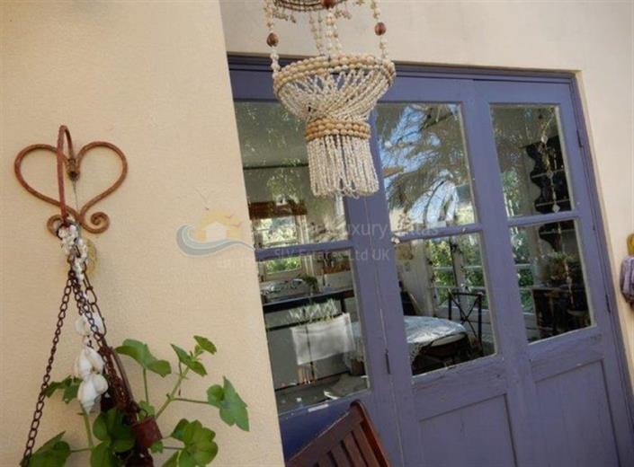 Image No.2-3 Bed Villa for sale