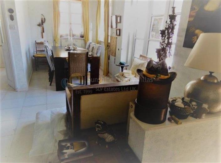 Image No.6-3 Bed Villa for sale