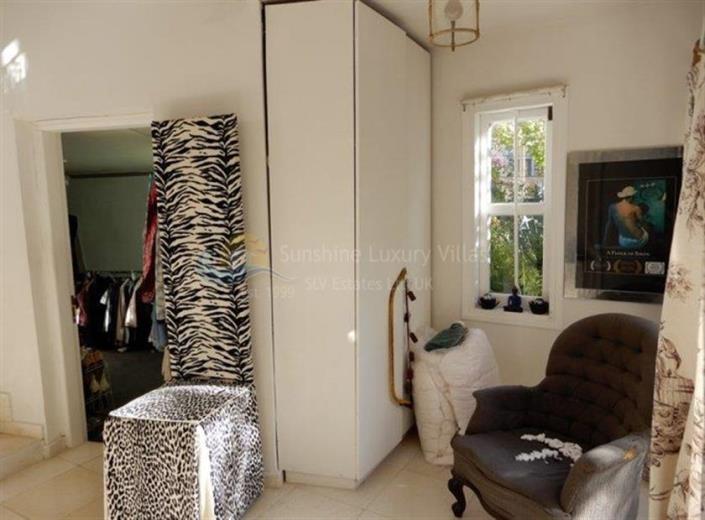 Image No.12-3 Bed Villa for sale