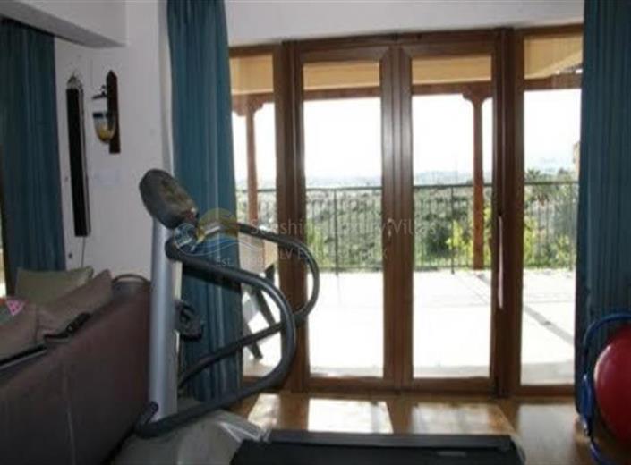 Image No.2-Villa de 4 chambres à vendre à Germasogeia