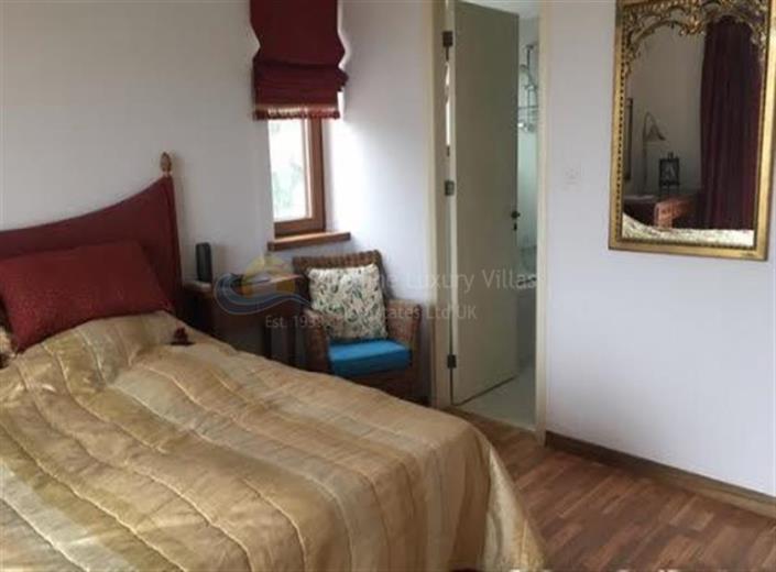 Image No.5-Villa de 4 chambres à vendre à Germasogeia