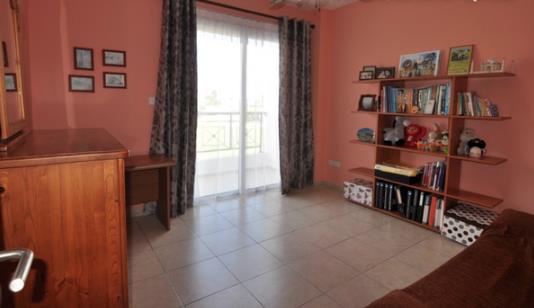 Image No.3-Maison / Villa de 3 chambres à vendre à Kiti