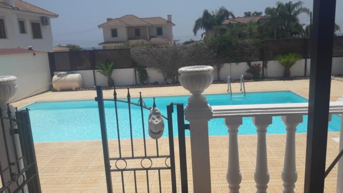 Image No.17-Bungalow de 4 chambres à vendre à Ayia Napa