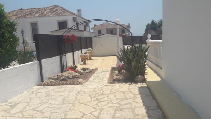 Image No.28-Bungalow de 4 chambres à vendre à Ayia Napa