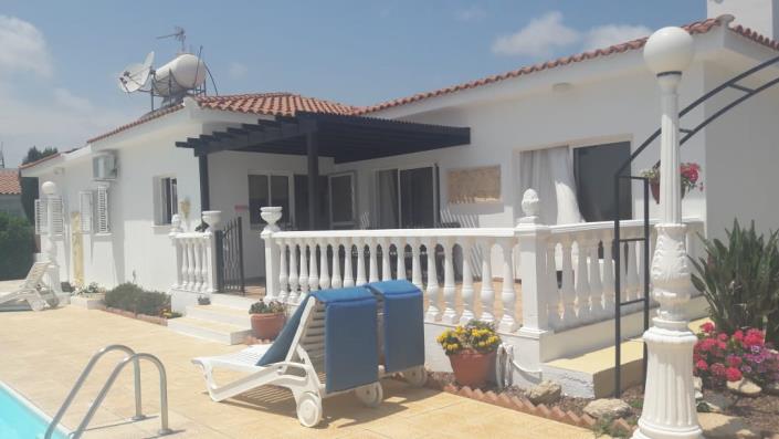 Image No.20-Bungalow de 4 chambres à vendre à Ayia Napa