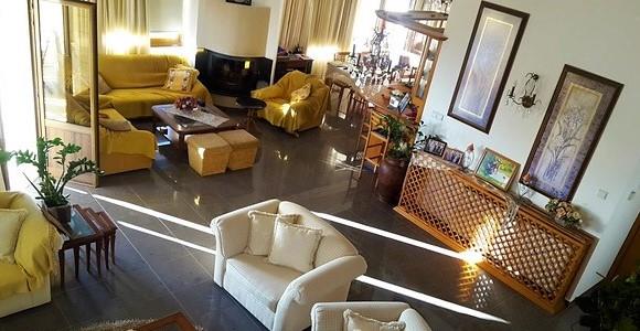 Image No.3-Maison / Villa de 7 chambres à vendre à Empa