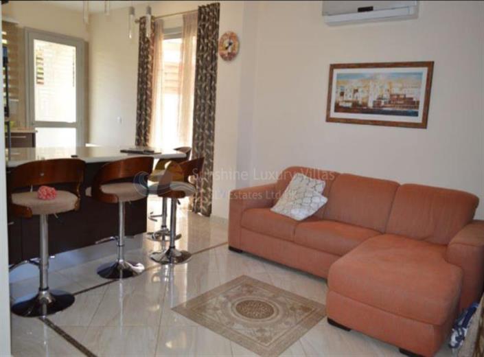 Image No.3-Villa de 3 chambres à vendre à Peyia