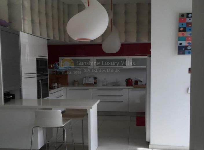 Image No.3-Appartement de 3 chambres à vendre à Agios Athanasios