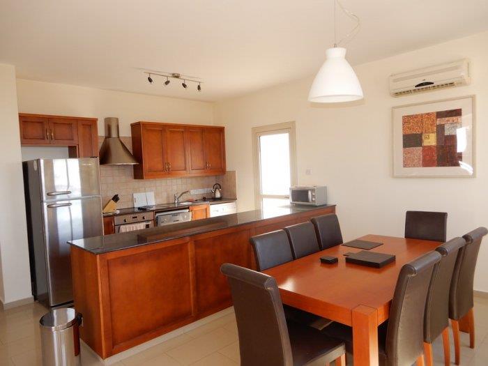 Image No.4-Villa de 4 chambres à vendre à Paphos