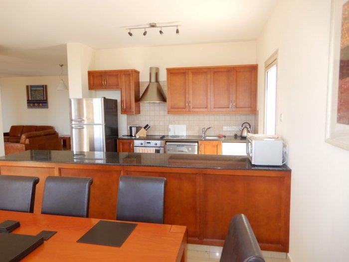 Image No.3-Villa de 4 chambres à vendre à Paphos