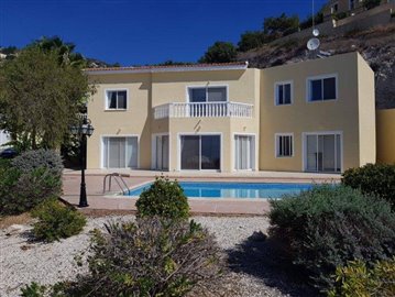 Villa de 4 chambres à vendre à Paphos