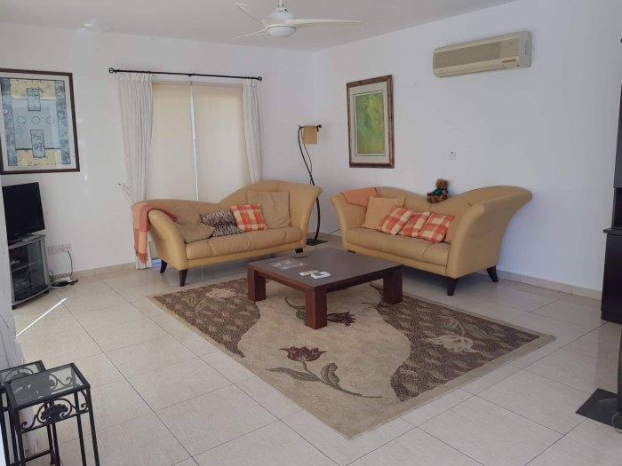 Image No.4-Villa de 4 chambres à vendre à Paphos