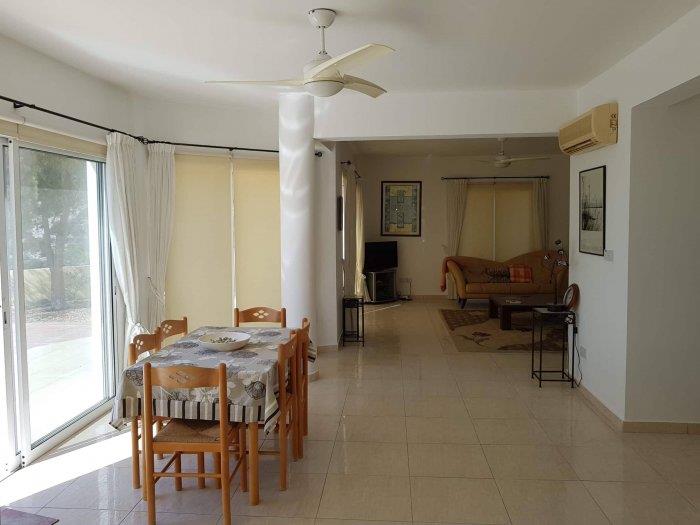 Image No.3-Villa de 4 chambres à vendre à Paphos