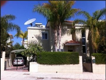 Villa de 3 chambres à vendre à Mouttagiaka