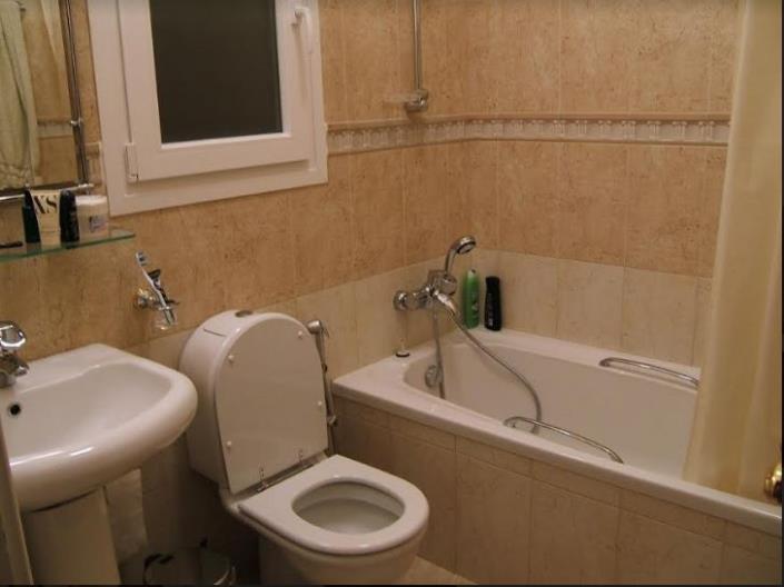 Image No.4-Villa de 3 chambres à vendre à Mouttagiaka