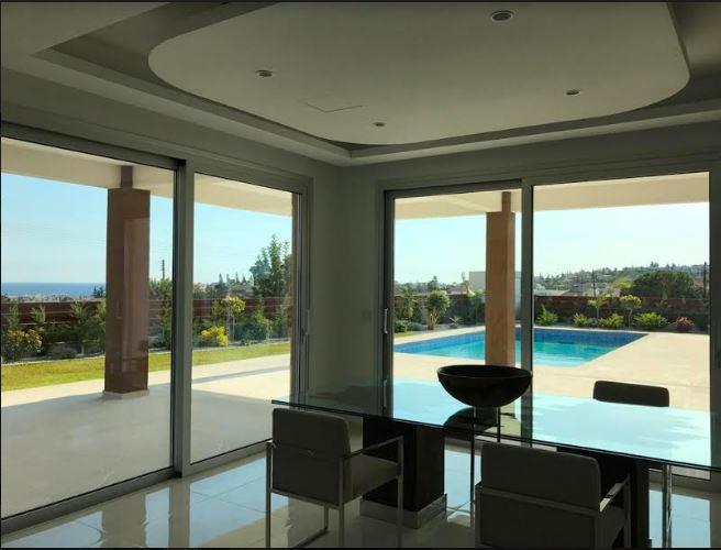 Image No.4-Villa de 4 chambres à vendre à Mouttagiaka