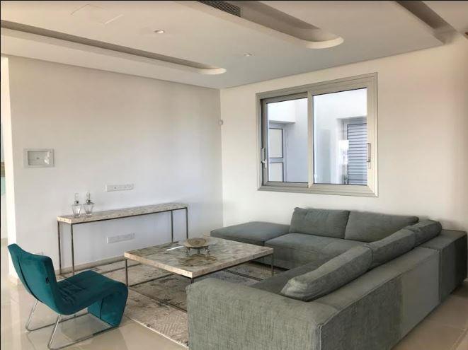 Image No.6-Villa de 4 chambres à vendre à Mouttagiaka