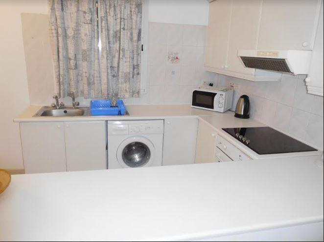 Image No.7-Appartement de 2 chambres à vendre à Mouttagiaka