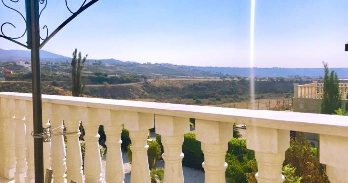 Image No.12-Villa de 4 chambres à vendre à Peyia