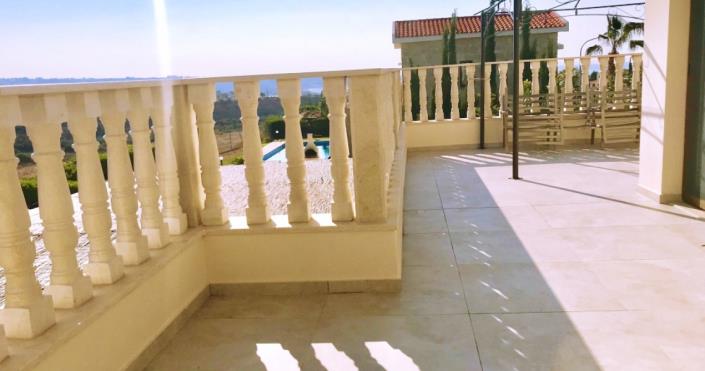 Image No.13-Villa de 4 chambres à vendre à Peyia