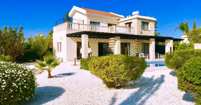 Image No.1-Villa de 4 chambres à vendre à Peyia