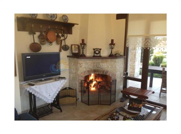 Image No.5-Villa de 4 chambres à vendre à Pissouri