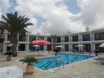 Un hôtel de 28 chambres à vendre à Paphos