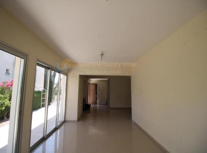 Image No.2-Maison / Villa de 3 chambres à vendre à Chlorakas