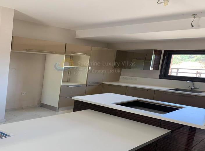 Image No.5-3 Bed House for sale