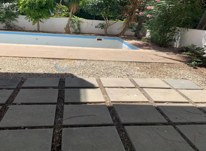 Image No.17-3 Bed House for sale