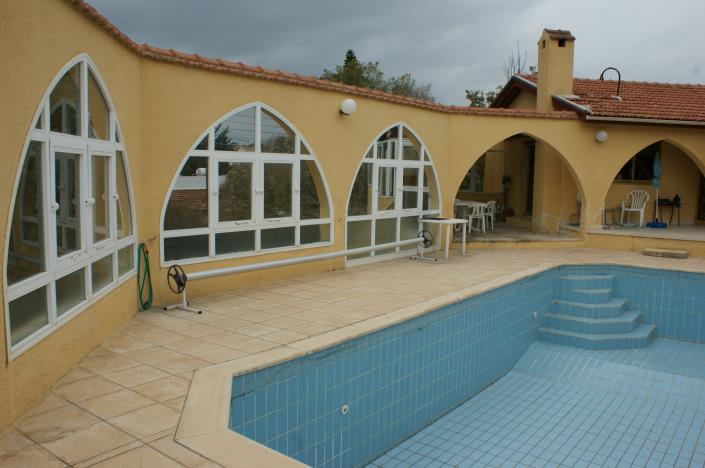 Image No.1-5 Bed House/Villa for sale