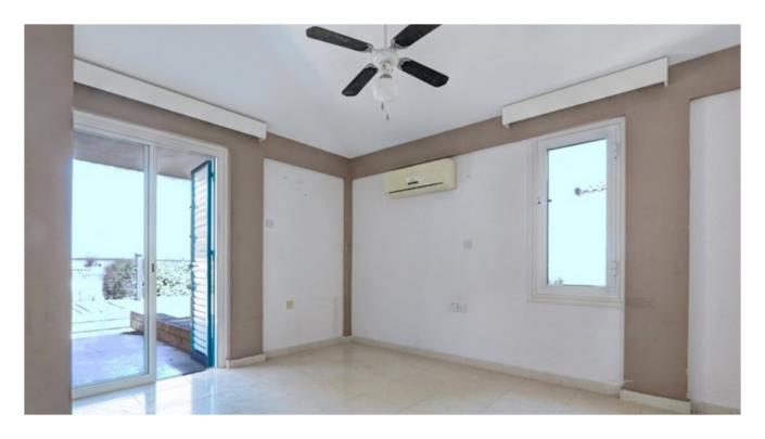 Image No.9-3 Bed Villa / Detached for sale