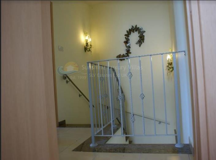 Image No.13-4 Bed House/Villa for sale