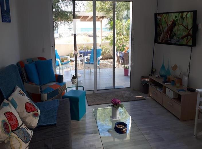 Image No.5-Maison de 2 chambres à vendre à Pervolia