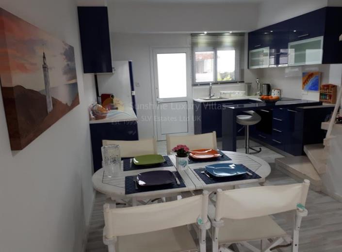 Image No.7-Maison de 2 chambres à vendre à Pervolia