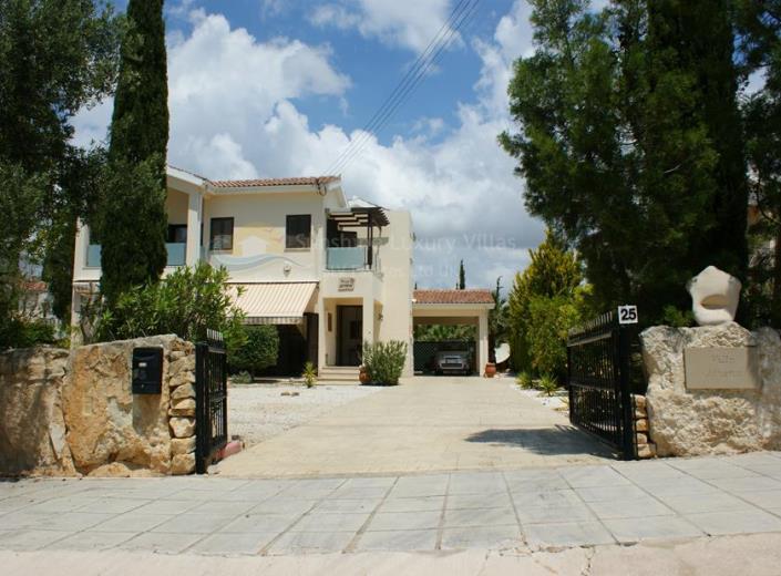 Image No.2-3 Bed Villa / Detached for sale