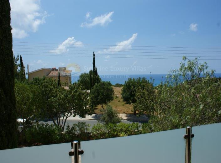 Image No.22-3 Bed Villa / Detached for sale