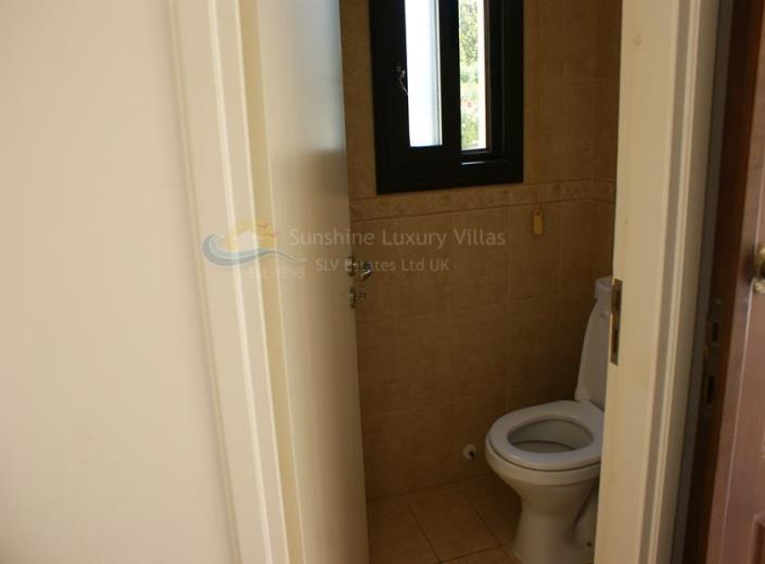 Image No.25-3 Bed Villa / Detached for sale