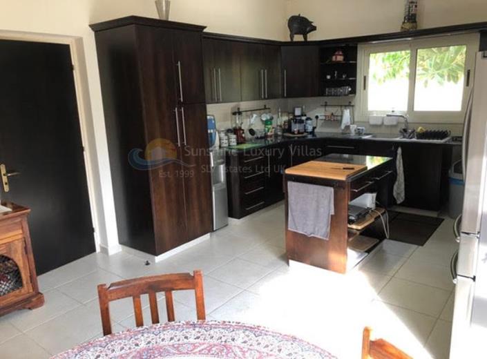 Image No.8-Maison de 4 chambres à vendre à Moni