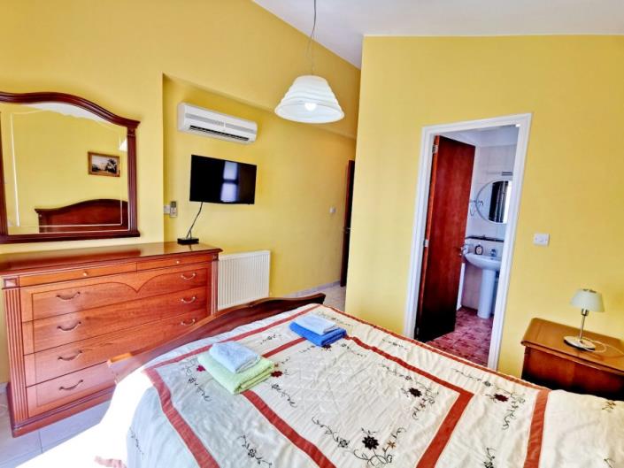 Image No.28-5 Bed Villa for sale