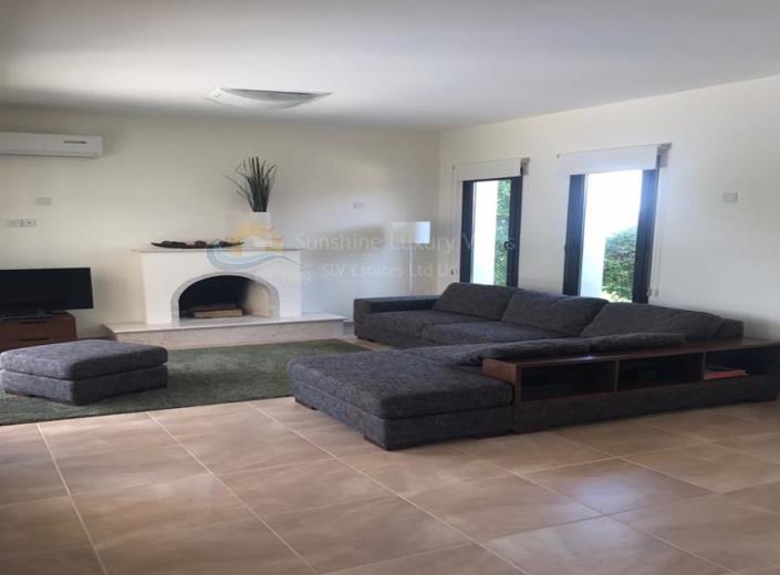 Image No.11-4 Bed Villa / Detached for sale