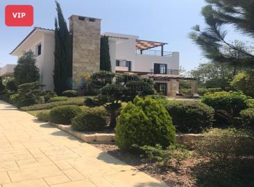 4 Bed Villa / Detached for sale